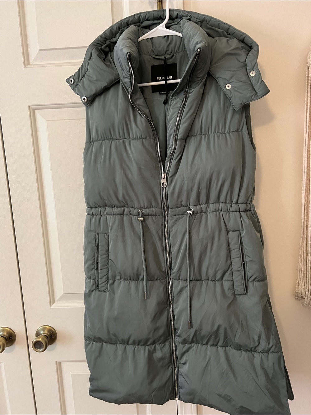 Pull&Bear hooded puffer gilet size XS